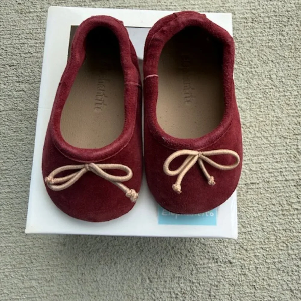 elephantito ali flats new in box